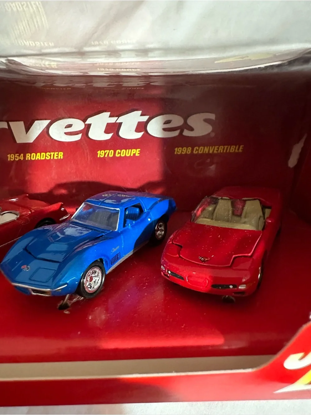 Johnny Lightning 4 Car Box Set Corvettes Lot of Two